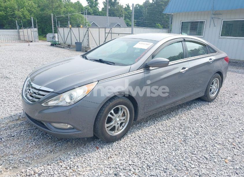 Photo 2 of 2011 Hyundai Sonata SE 2.0T (VIN 5NPEC4AB6BH265810)