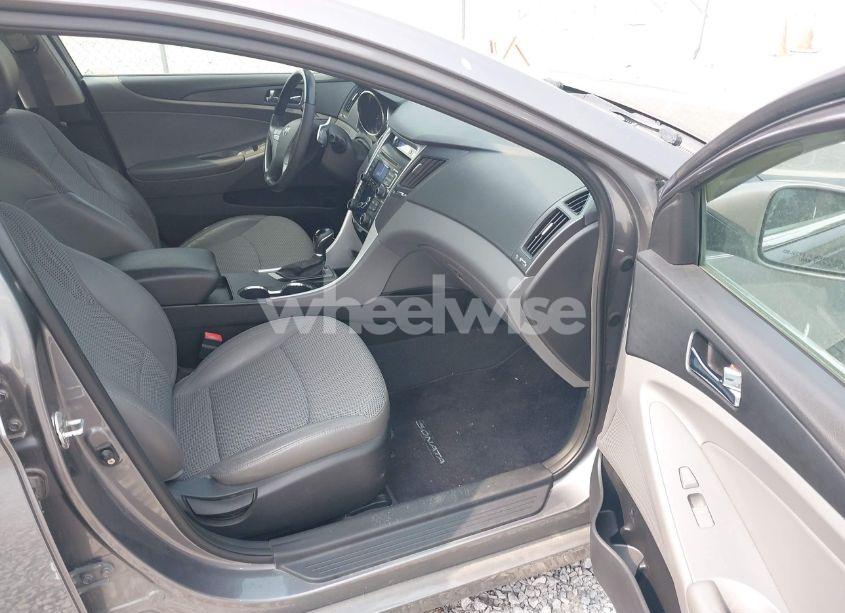 Photo 5 of 2011 Hyundai Sonata SE 2.0T (VIN 5NPEC4AB6BH265810)