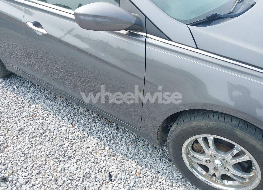 Photo 6 of 2011 Hyundai Sonata SE 2.0T (VIN 5NPEC4AB6BH265810)