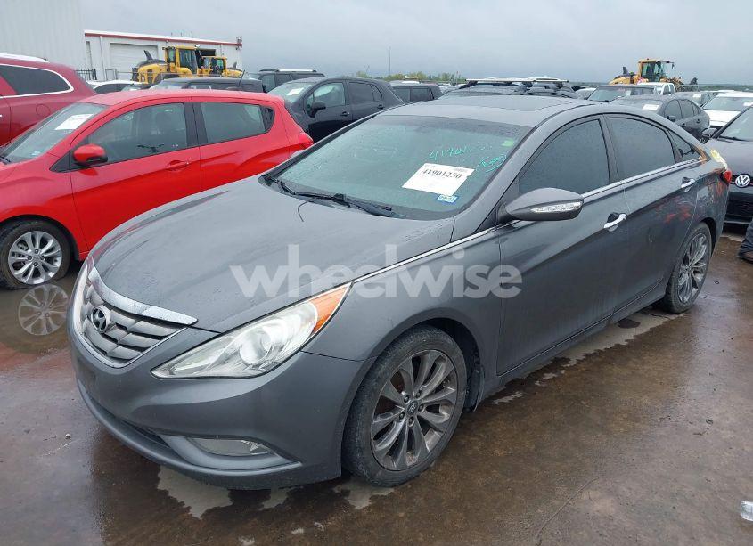 Photo 2 of 2011 Hyundai Sonata LIMITED 2.0T (VIN 5NPEC4AB6BH274782)