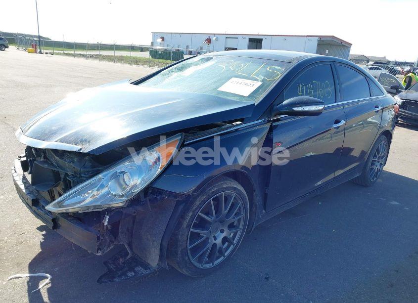 Photo 2 of 2013 Hyundai Sonata LIMITED 2.0T (VIN 5NPEC4AB6DH550042)