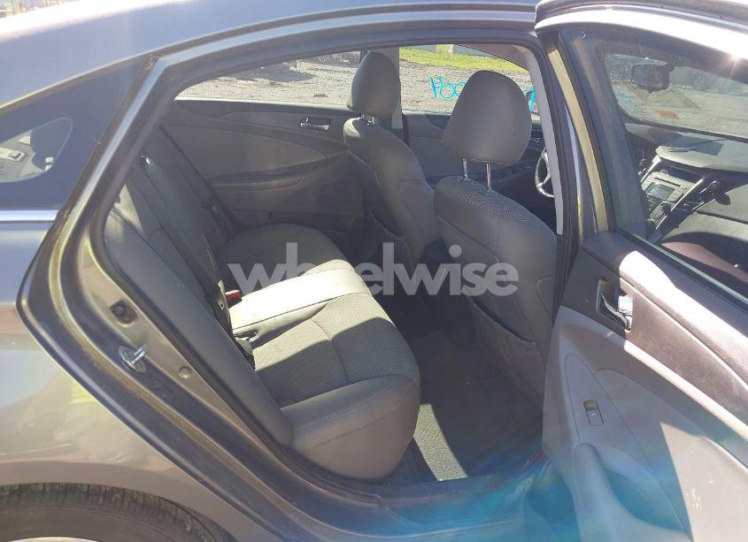 Photo 8 of 2013 Hyundai Sonata SE 2.0T (VIN 5NPEC4AB6DH746398)