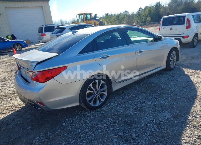 Photo 4 of 2014 Hyundai Sonata SE 2.0T (VIN 5NPEC4AB6EH840640)