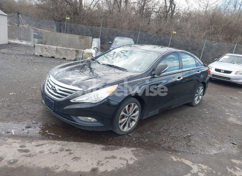 Photo 2 of 2014 Hyundai Sonata SE 2.0T (VIN 5NPEC4AB6EH888543)