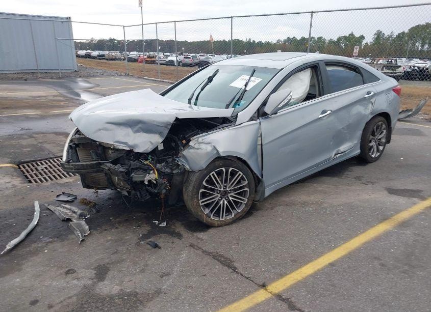 Photo 2 of 2011 Hyundai Sonata LIMITED 2.0T (VIN 5NPEC4AB7BH181639)