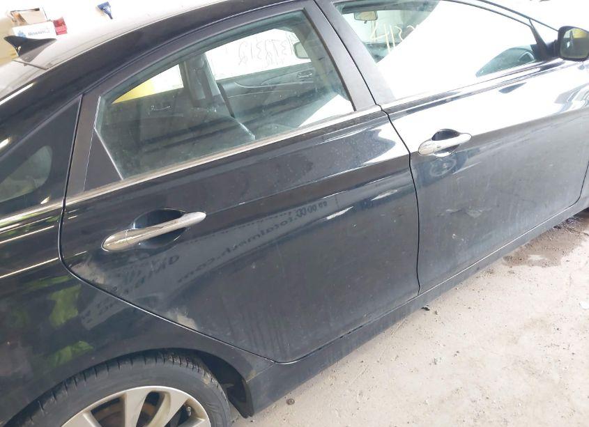 Photo 6 of 2011 Hyundai Sonata SE 2.0T (VIN 5NPEC4AB7BH190986)