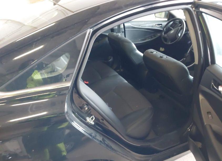 Photo 8 of 2011 Hyundai Sonata SE 2.0T (VIN 5NPEC4AB7BH190986)