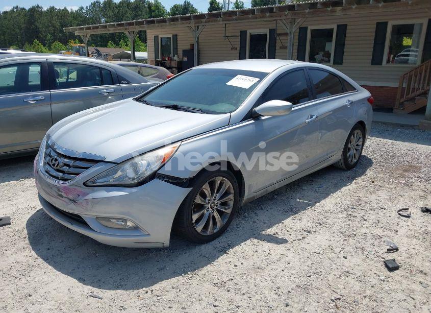 Photo 2 of 2011 Hyundai Sonata SE 2.0T (VIN 5NPEC4AB7BH212159)