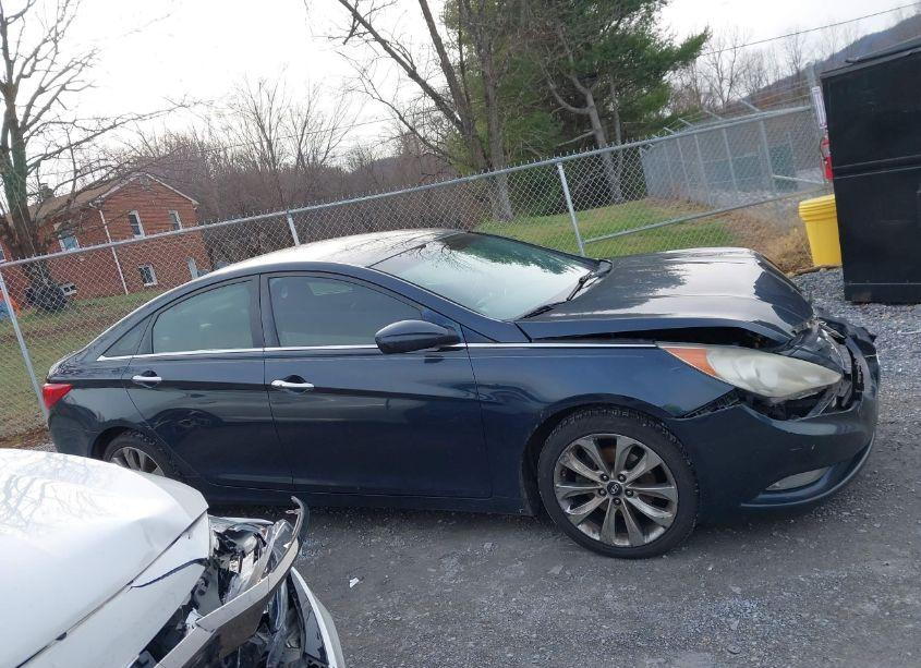 Photo 14 of 2011 Hyundai Sonata SE 2.0T (VIN 5NPEC4AB7BH223419)