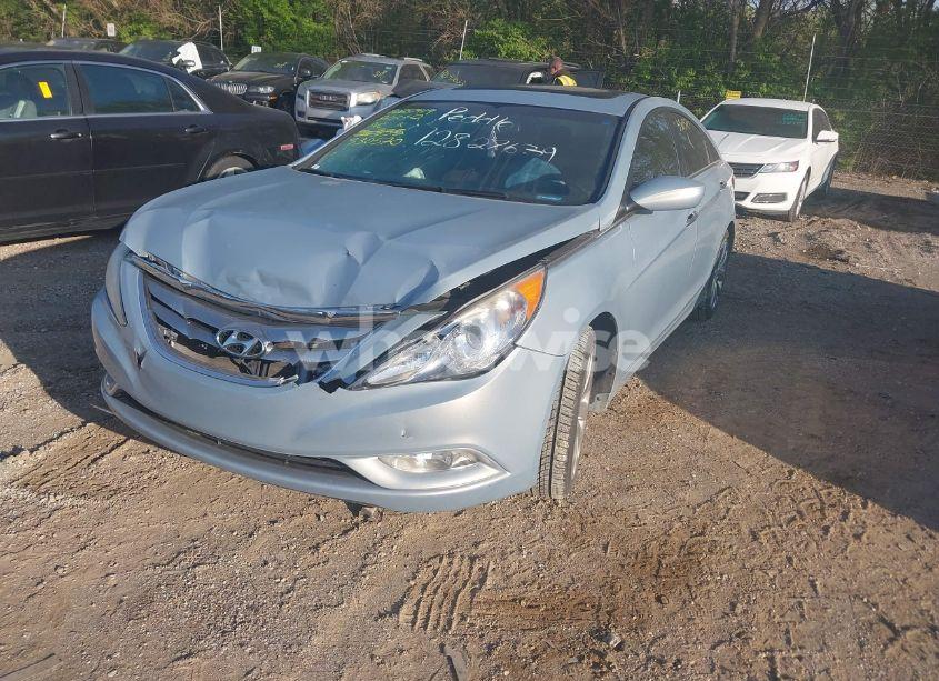 Photo 2 of 2012 Hyundai Sonata SE 2.0T (VIN 5NPEC4AB7CH330570)