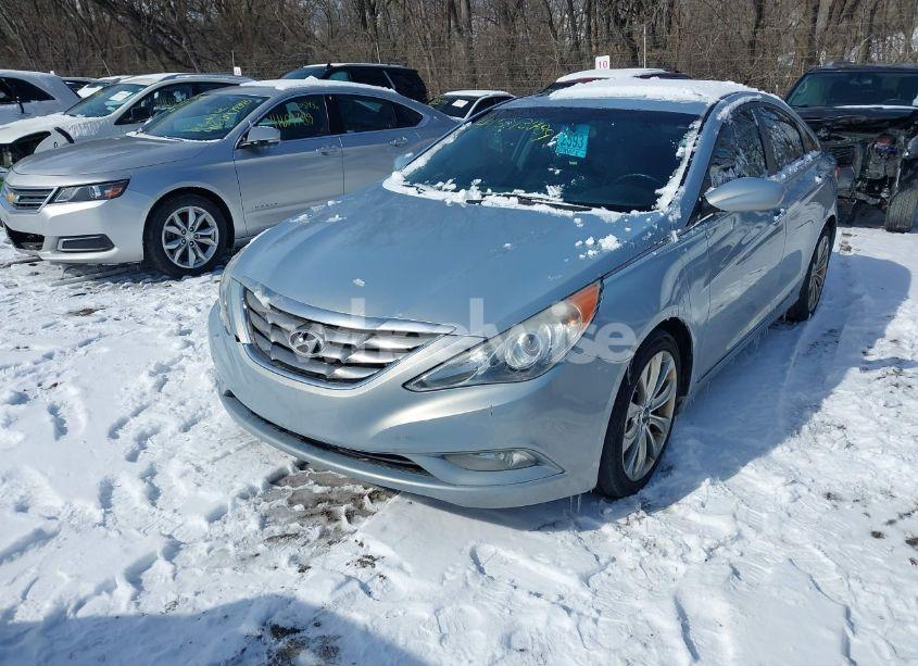Photo 2 of 2012 Hyundai Sonata SE 2.0T (VIN 5NPEC4AB7CH428367)