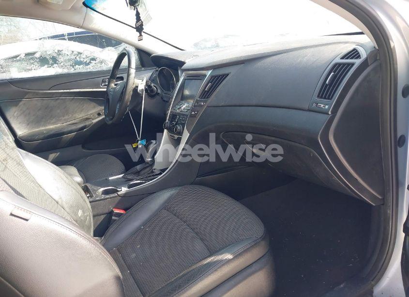 Photo 5 of 2012 Hyundai Sonata SE 2.0T (VIN 5NPEC4AB7CH428367)