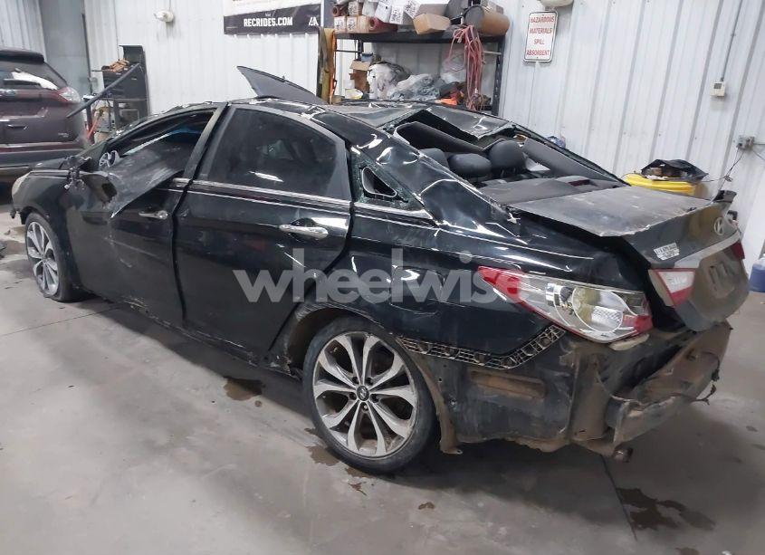 Photo 3 of 2013 Hyundai Sonata LIMITED 2.0T (VIN 5NPEC4AB7DH585432)