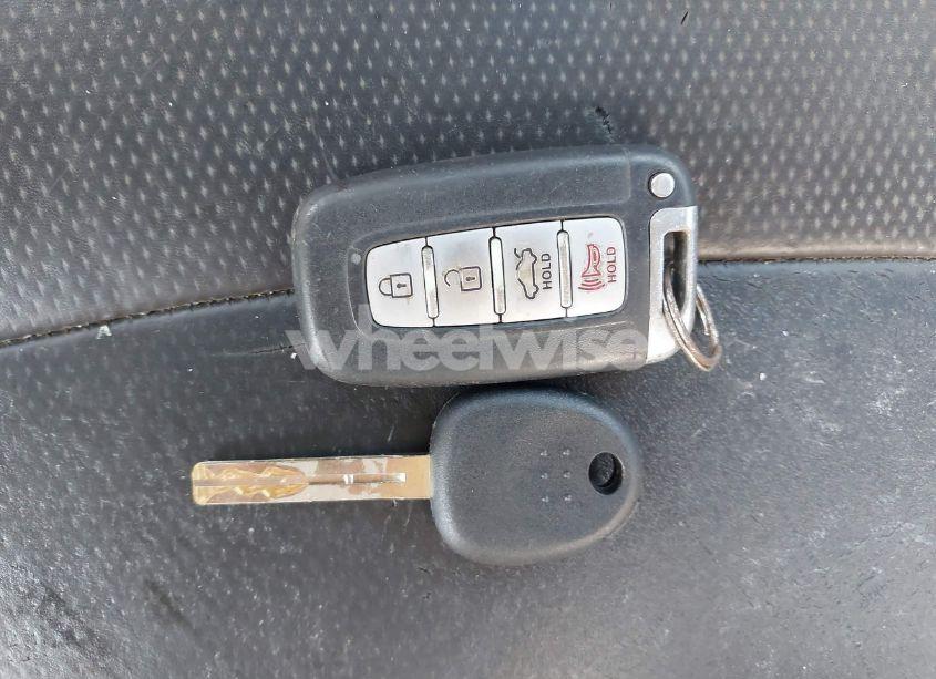 Photo 11 of 2013 Hyundai Sonata LIMITED 2.0T (VIN 5NPEC4AB7DH671159)