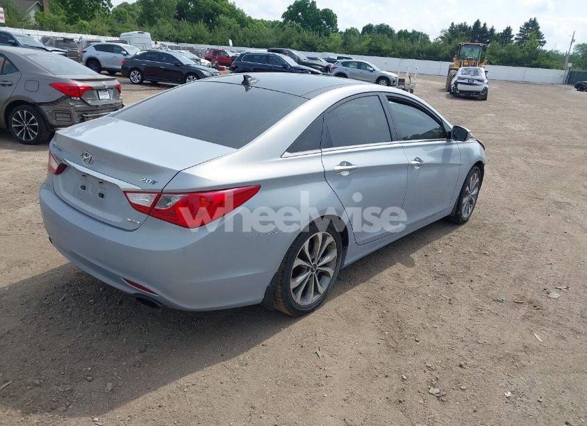 Photo 4 of 2013 Hyundai Sonata LIMITED 2.0T (VIN 5NPEC4AB7DH731442)