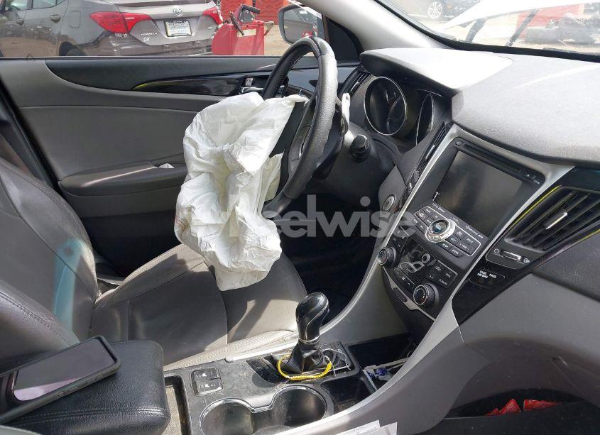 Photo 5 of 2013 Hyundai Sonata LIMITED 2.0T (VIN 5NPEC4AB7DH731442)