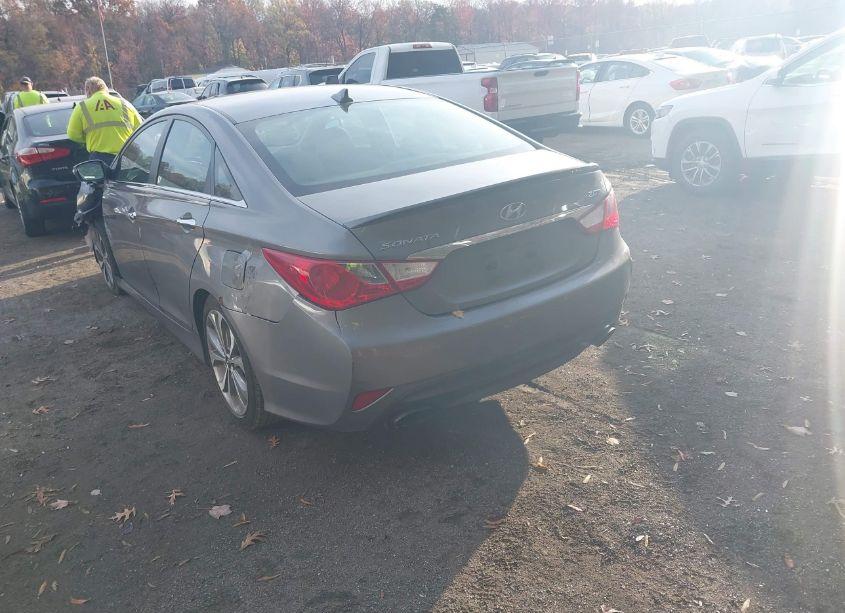Photo 3 of 2014 Hyundai Sonata SE 2.0T (VIN 5NPEC4AB7EH879172)