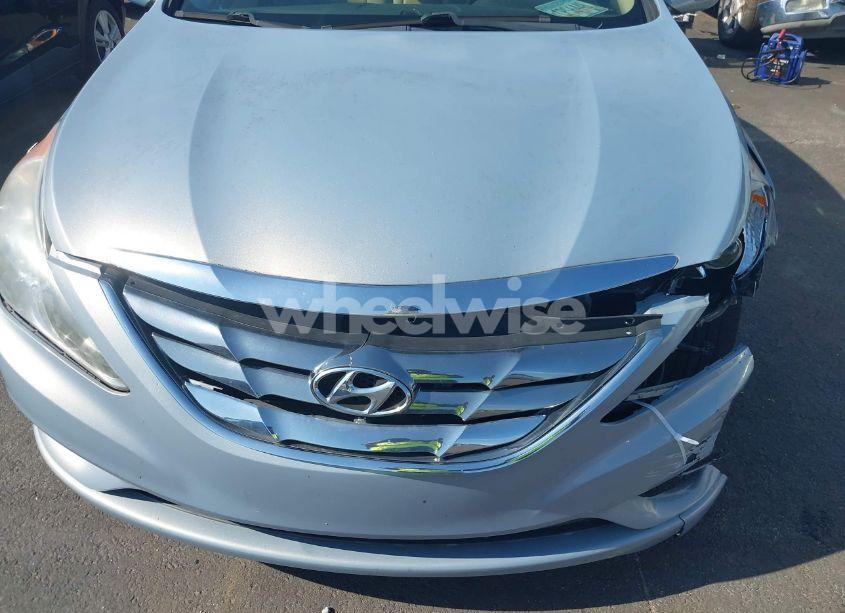 Photo 13 of 2011 Hyundai Sonata LIMITED 2.0T (VIN 5NPEC4AB8BH191208)