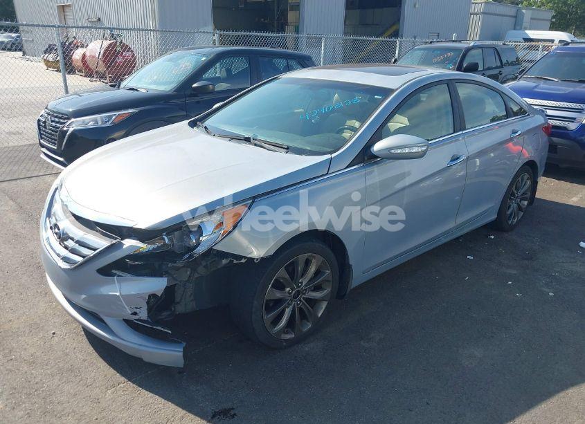 Photo 2 of 2011 Hyundai Sonata LIMITED 2.0T (VIN 5NPEC4AB8BH191208)