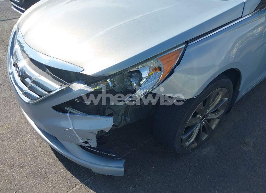 Photo 6 of 2011 Hyundai Sonata LIMITED 2.0T (VIN 5NPEC4AB8BH191208)