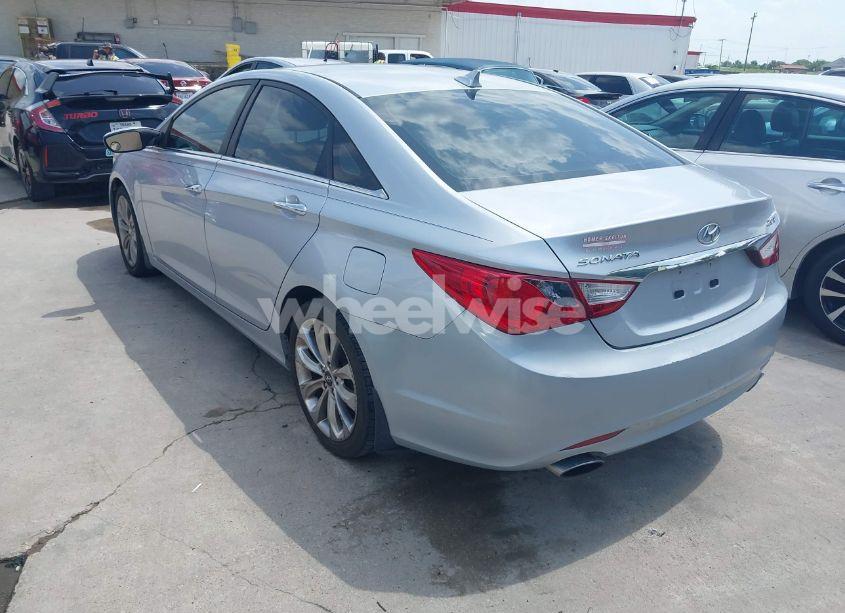 Photo 3 of 2011 Hyundai Sonata SE 2.0T (VIN 5NPEC4AB8BH268899)