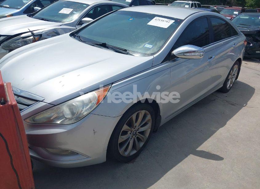 Photo 6 of 2011 Hyundai Sonata SE 2.0T (VIN 5NPEC4AB8BH268899)