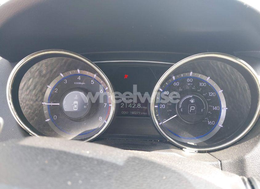 Photo 7 of 2011 Hyundai Sonata SE 2.0T (VIN 5NPEC4AB8BH268899)