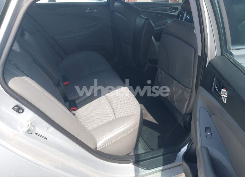 Photo 8 of 2011 Hyundai Sonata SE 2.0T (VIN 5NPEC4AB8BH268899)