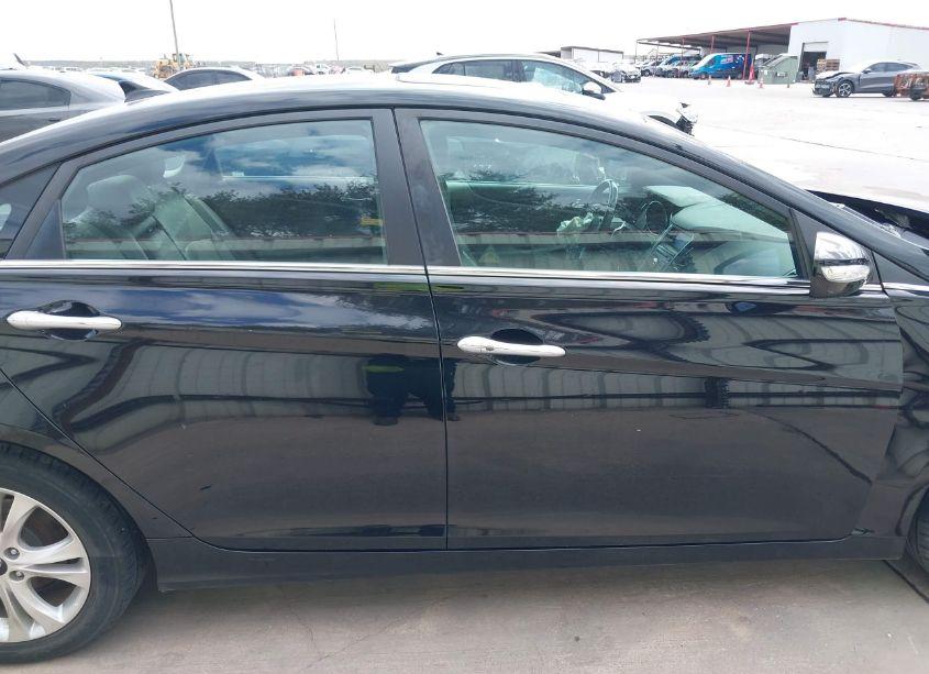 Photo 13 of 2011 Hyundai Sonata LIMITED 2.0T (VIN 5NPEC4AB8BH307121)