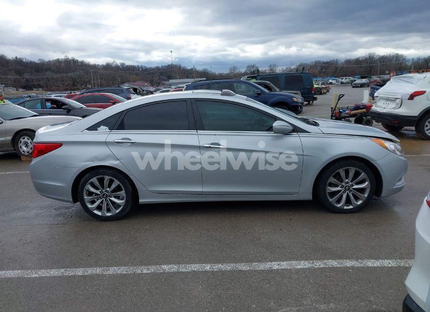 Photo 13 of 2012 Hyundai Sonata SE 2.0T (VIN 5NPEC4AB8CH463757)