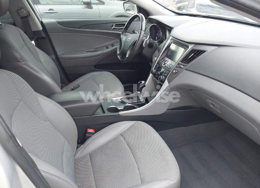 Photo 5 of 2012 Hyundai Sonata SE 2.0T (VIN 5NPEC4AB8CH463757)