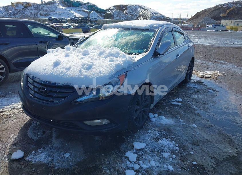 Photo 2 of 2011 Hyundai Sonata SE 2.0T (VIN 5NPEC4AB9BH161022)