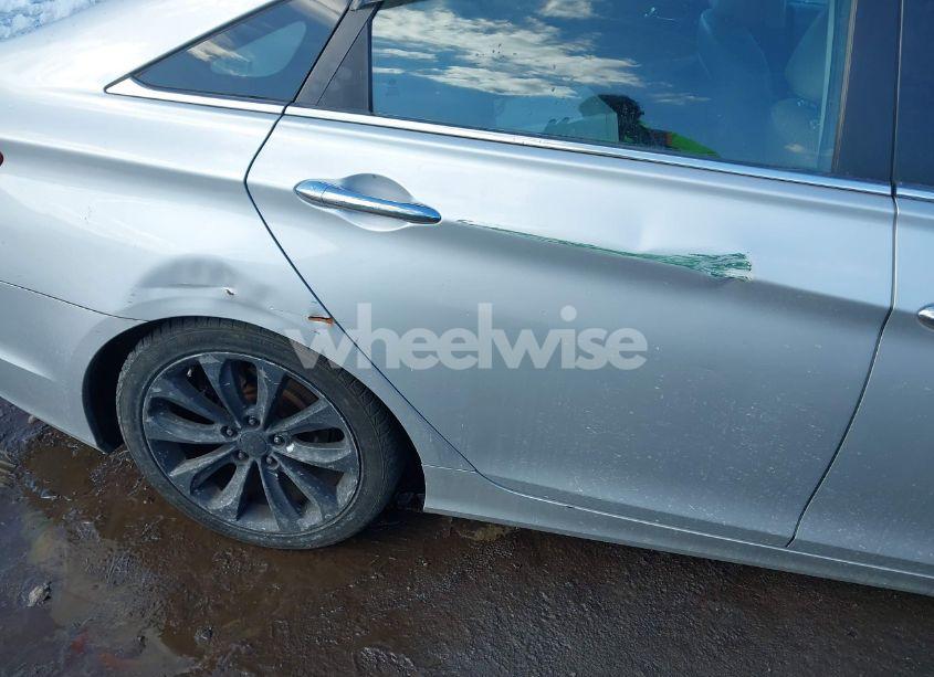 Photo 6 of 2011 Hyundai Sonata SE 2.0T (VIN 5NPEC4AB9BH161022)