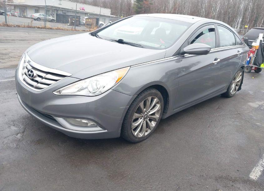 Photo 2 of 2011 Hyundai Sonata SE 2.0T (VIN 5NPEC4AB9BH205777)
