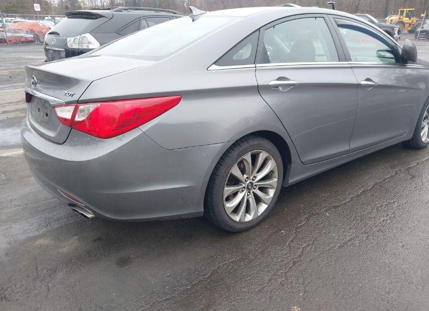 Photo 4 of 2011 Hyundai Sonata SE 2.0T (VIN 5NPEC4AB9BH205777)