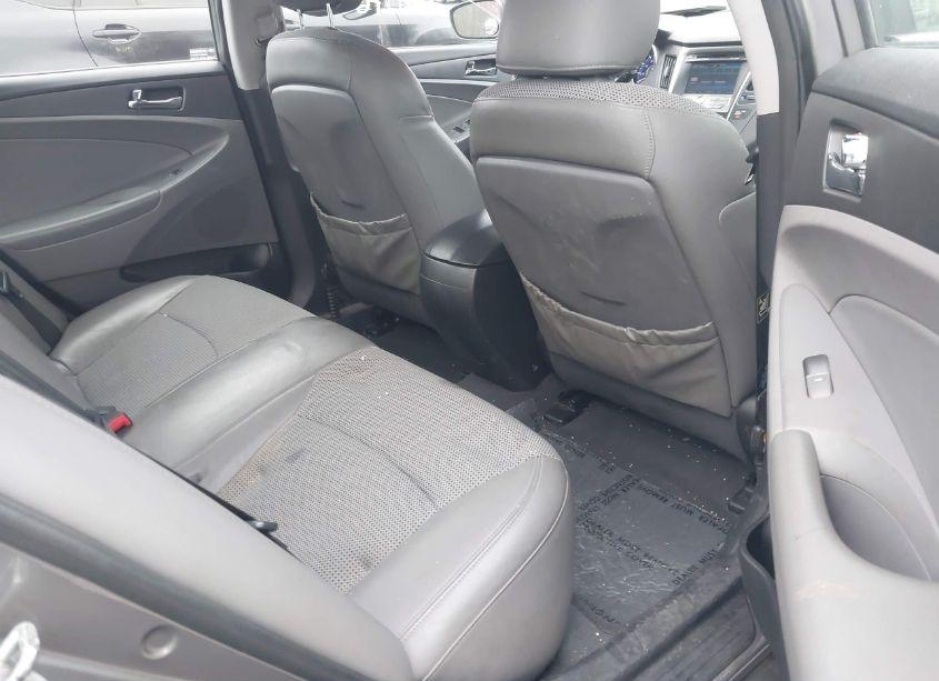 Photo 8 of 2011 Hyundai Sonata SE 2.0T (VIN 5NPEC4AB9BH205777)