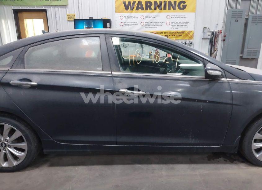 Photo 14 of 2011 Hyundai Sonata LIMITED 2.0T (VIN 5NPEC4AB9BH278972)