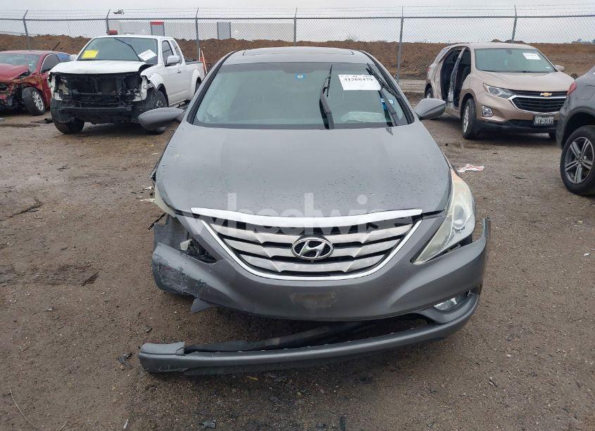 Photo 13 of 2012 Hyundai Sonata SE 2.0T (VIN 5NPEC4AB9CH403390)