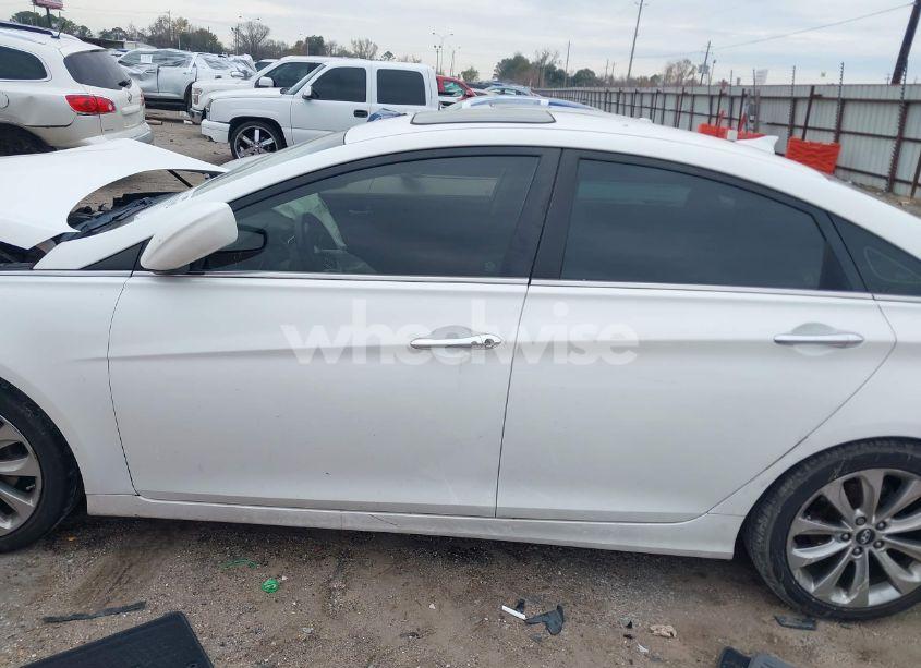 Photo 13 of 2012 Hyundai Sonata SE 2.0T (VIN 5NPEC4AB9CH423865)