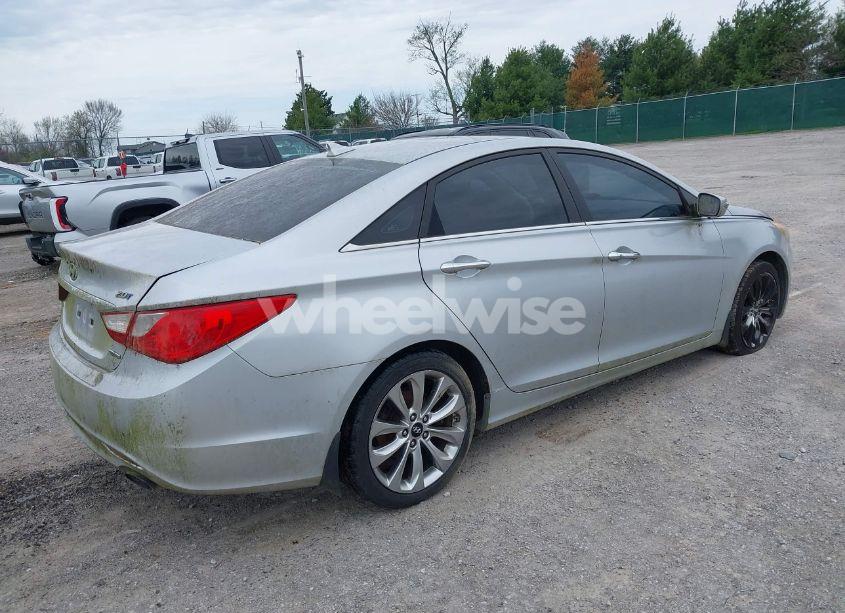 Photo 4 of 2013 Hyundai Sonata LIMITED 2.0T (VIN 5NPEC4AB9DH564386)