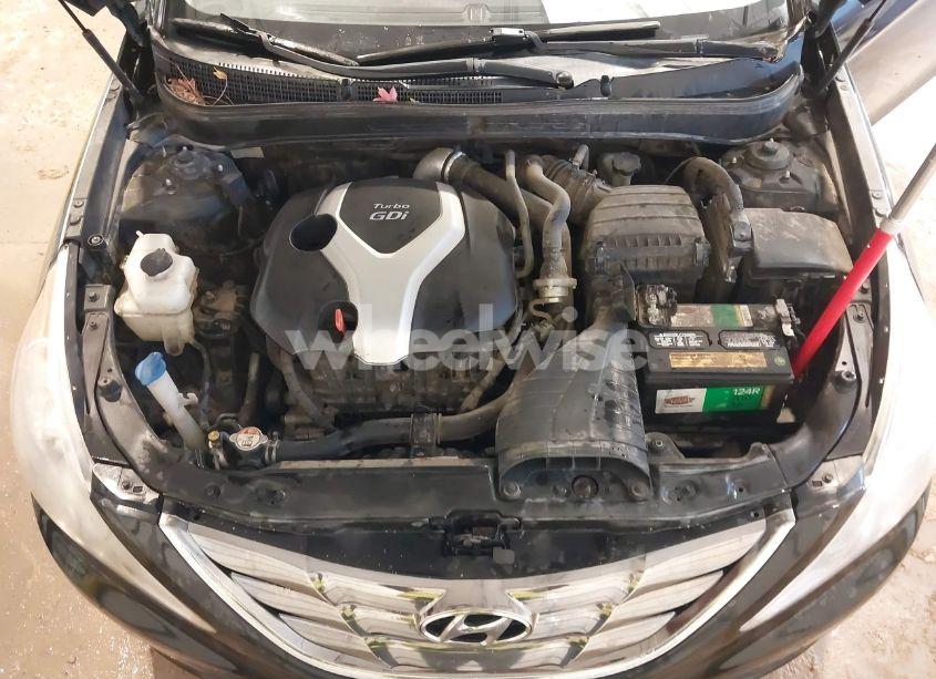 Photo 10 of 2013 Hyundai Sonata SE 2.0T (VIN 5NPEC4AB9DH584167)