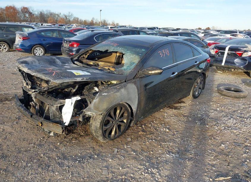 Photo 2 of 2013 Hyundai Sonata LIMITED 2.0T (VIN 5NPEC4AB9DH595895)