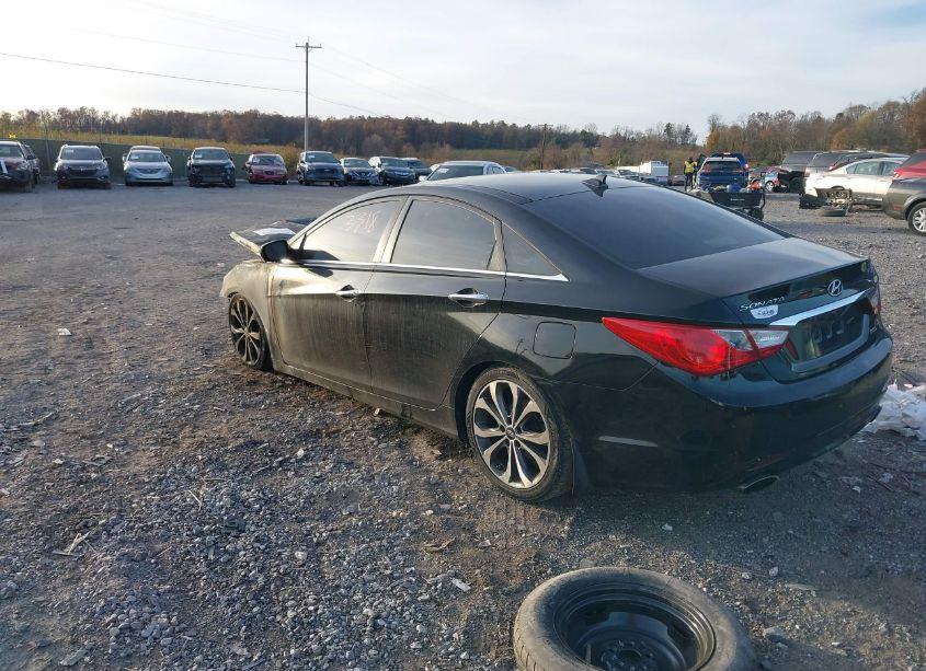 Photo 3 of 2013 Hyundai Sonata LIMITED 2.0T (VIN 5NPEC4AB9DH595895)