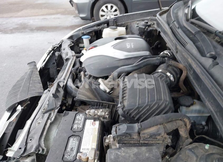 Photo 10 of 2013 Hyundai Sonata SE 2.0T (VIN 5NPEC4AB9DH742328)