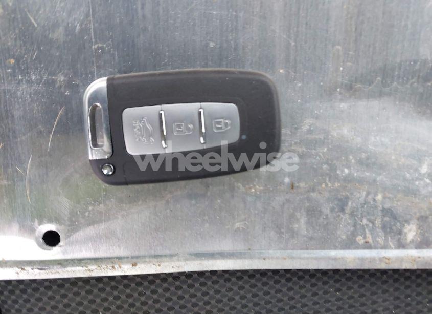 Photo 11 of 2013 Hyundai Sonata SE 2.0T (VIN 5NPEC4AB9DH742328)