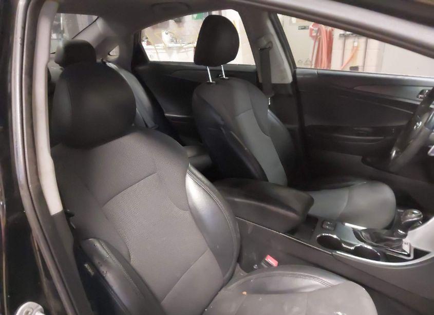 Photo 15 of 2013 Hyundai Sonata SE 2.0T (VIN 5NPEC4AB9DH753894)