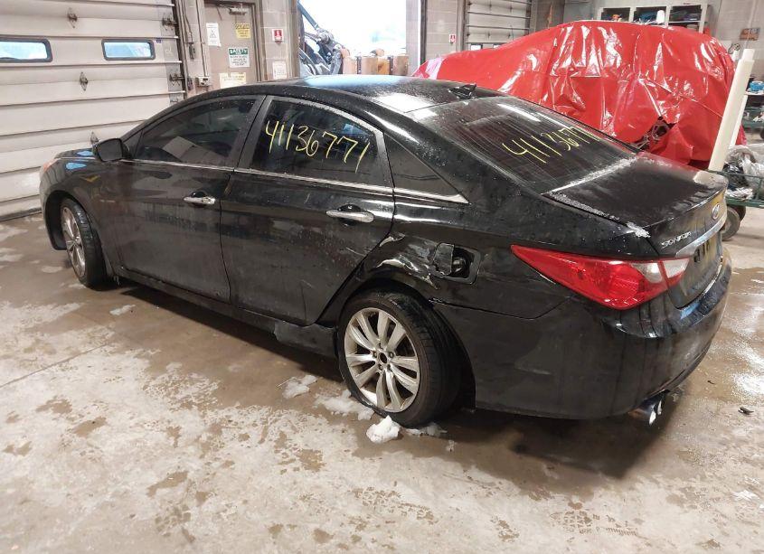 Photo 3 of 2013 Hyundai Sonata SE 2.0T (VIN 5NPEC4AB9DH753894)