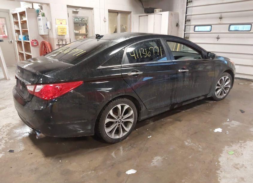 Photo 4 of 2013 Hyundai Sonata SE 2.0T (VIN 5NPEC4AB9DH753894)