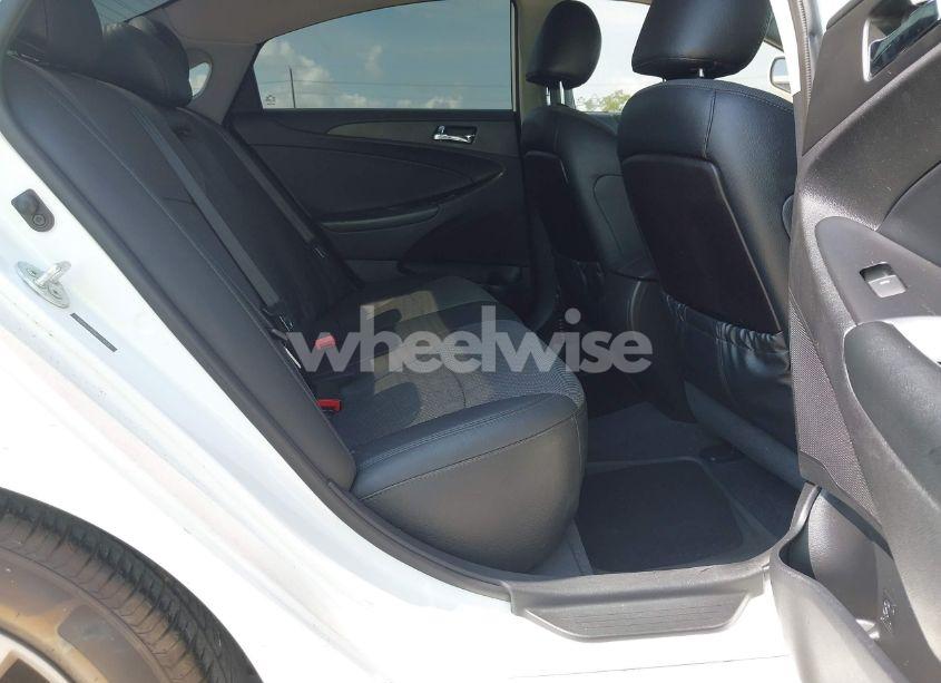 Photo 8 of 2013 Hyundai Sonata SE 2.0T (VIN 5NPEC4AB9DH754530)