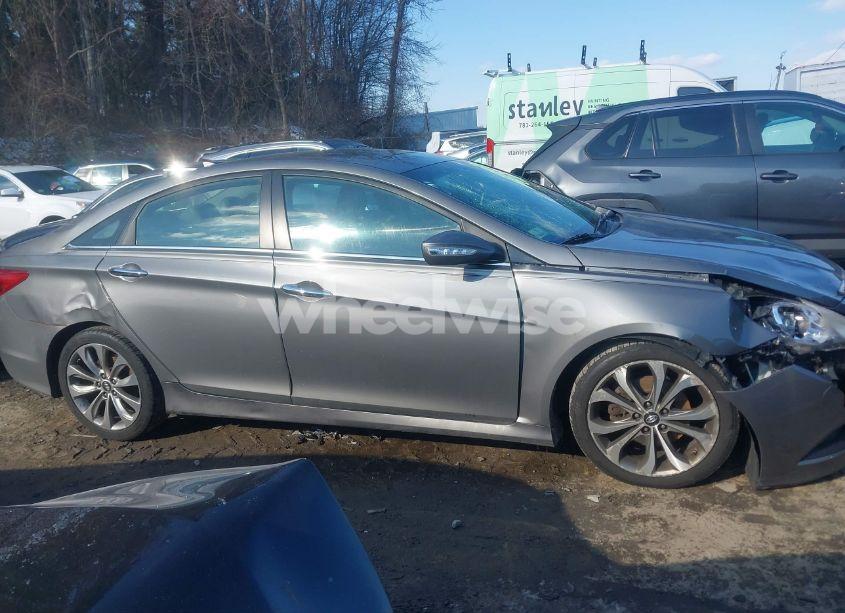 Photo 13 of 2014 Hyundai Sonata SE 2.0T (VIN 5NPEC4AB9EH839644)